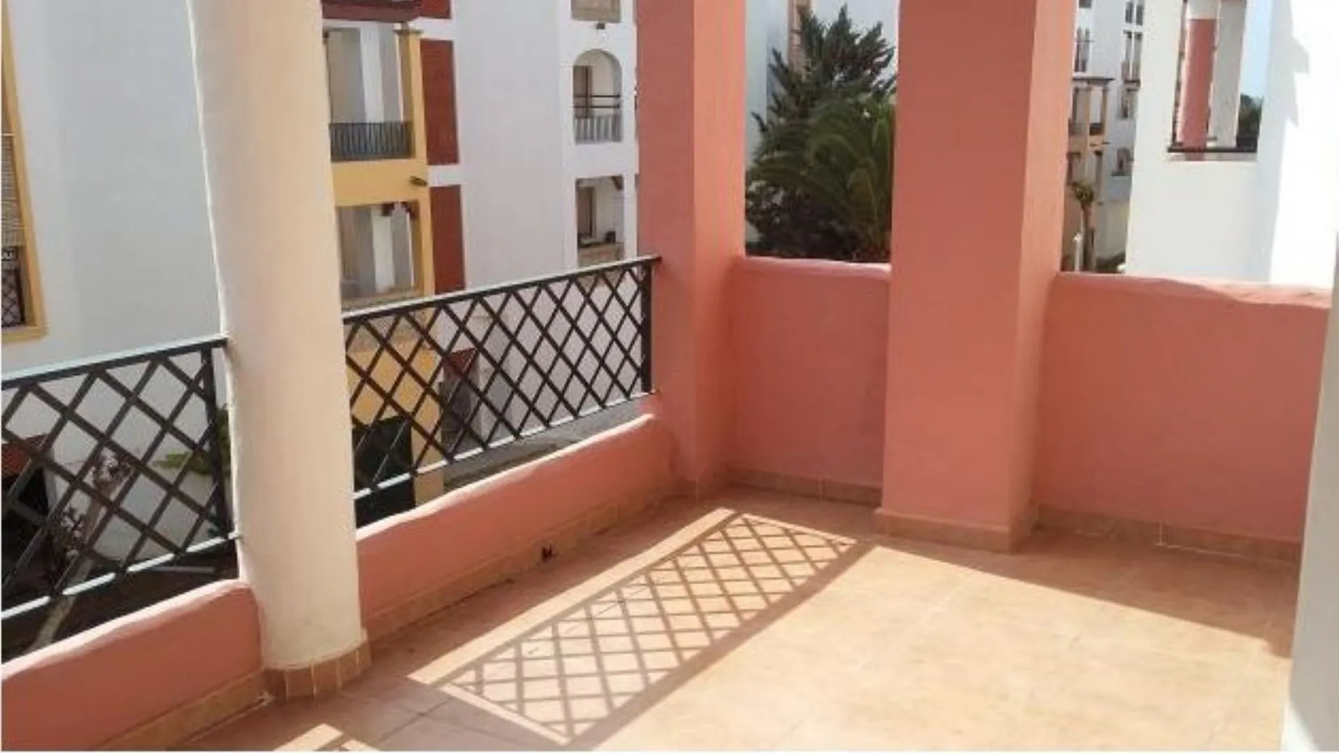 106110 - Apartment In Zahara De Los Atunes 塔里法 0*,